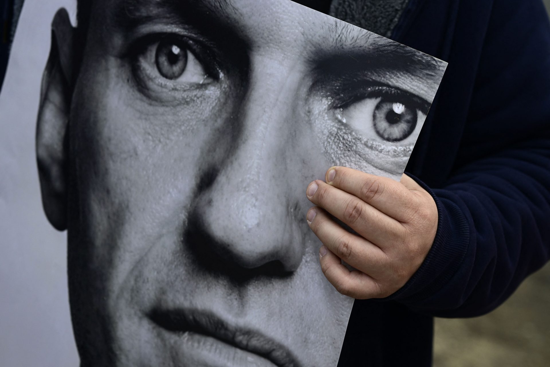 Did opposition to Putin within Russia die with Aleksei Navalny?