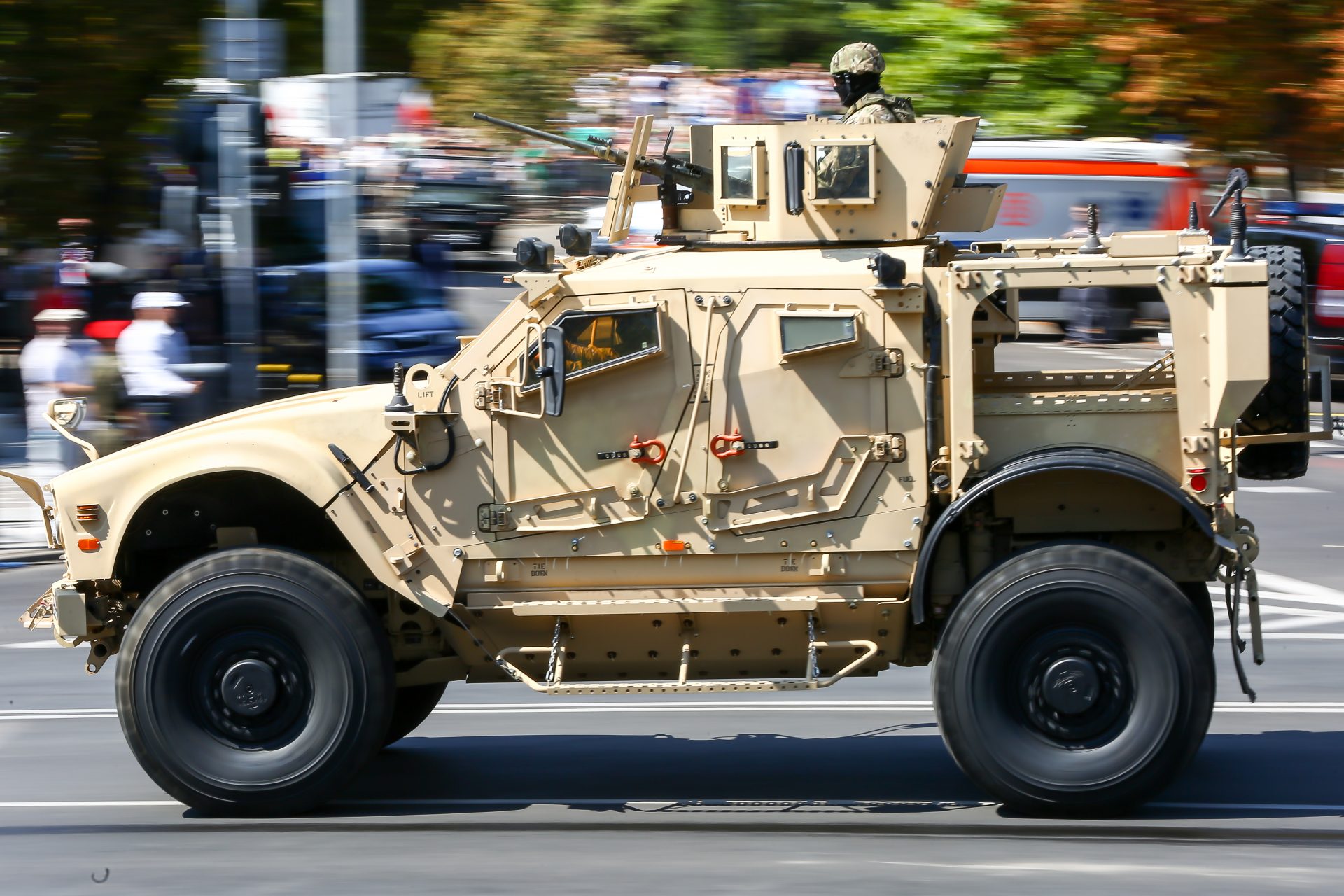 Transporté sur le champ de bataille à bord d'un M-ATV